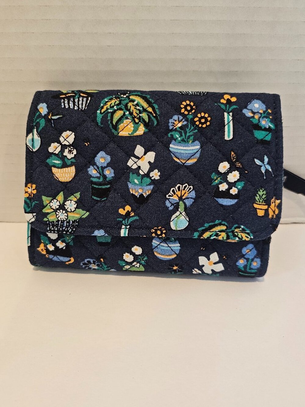 NWT Vera Bradley RFID Riley Compact Wallet Plants Flower Blue Green Cactus White